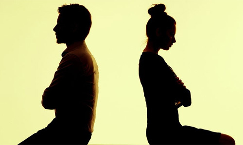 Xây nhà trên đất bố mẹ chồng, ly hôn có được chia tài sản?