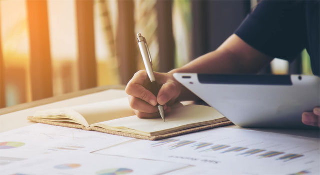 Em có nhận xét gì về ý kiến trẻ em học nhiều để làm gì chứ, làm ra nhiều tiền là tốt nhất?