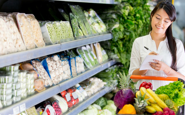 Lan mang đủ tiền vào siêu thị để mua 12 hộp sữa, nhưng hôm nay siêu thị giảm giá mỗi hộp 25%