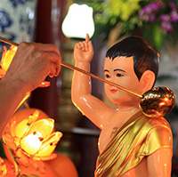 Nghi thức lễ Phật đản 2024