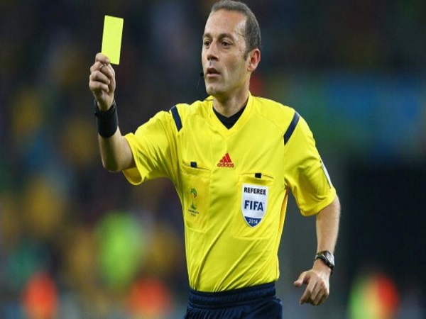 Thẻ vàng là gì? 