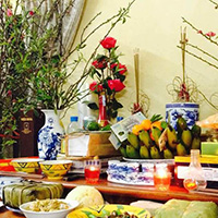 Lau dọn bàn thờ bằng nước gì để năm mới may mắn, tài lộc dồi dào