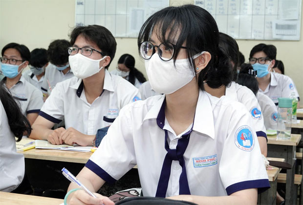 Ngủ quên có được vào thi?