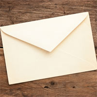 Viết thư cho ông bà, bố mẹ để nói lên niềm tự hào về truyền thống gia đình