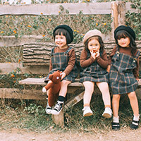 Viết 3 - 4 câu kể về hoạt động em tham gia cùng các bạn (15 mẫu)