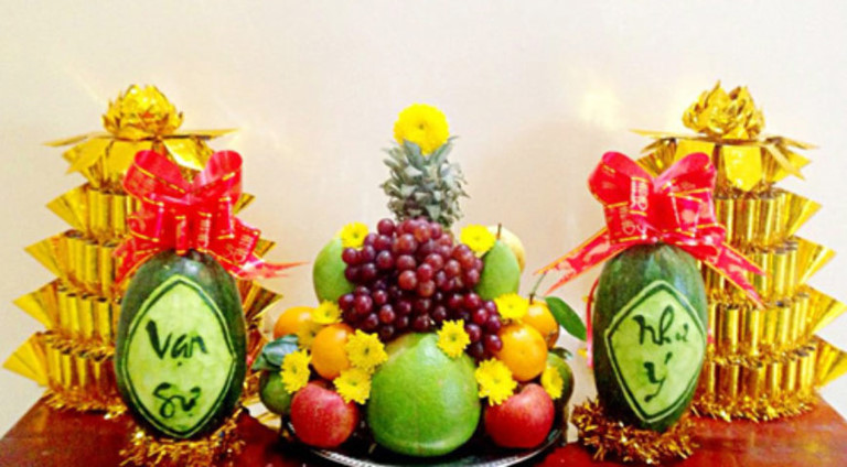 Bày mâm ngũ quả trước hay sau cúng tất niên?