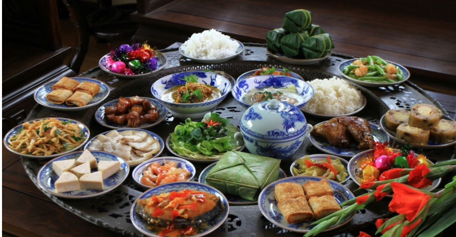 Mâm cơm cúng mùng 2 Tết 2022