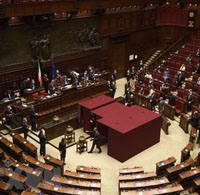 Phiếu trắng là gì? Bỏ phiếu chống là gì?