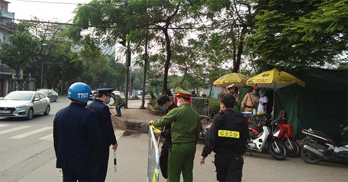 Cảnh sát giao thông có quyền lập chốt ở những đâu?