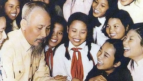 Hình ảnh Bác Hồ đẹp nhất