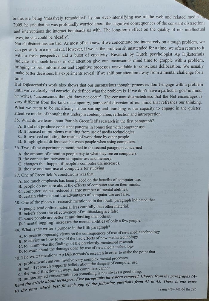 Đề tiếng Anh chuyên Sư Phạm 2022