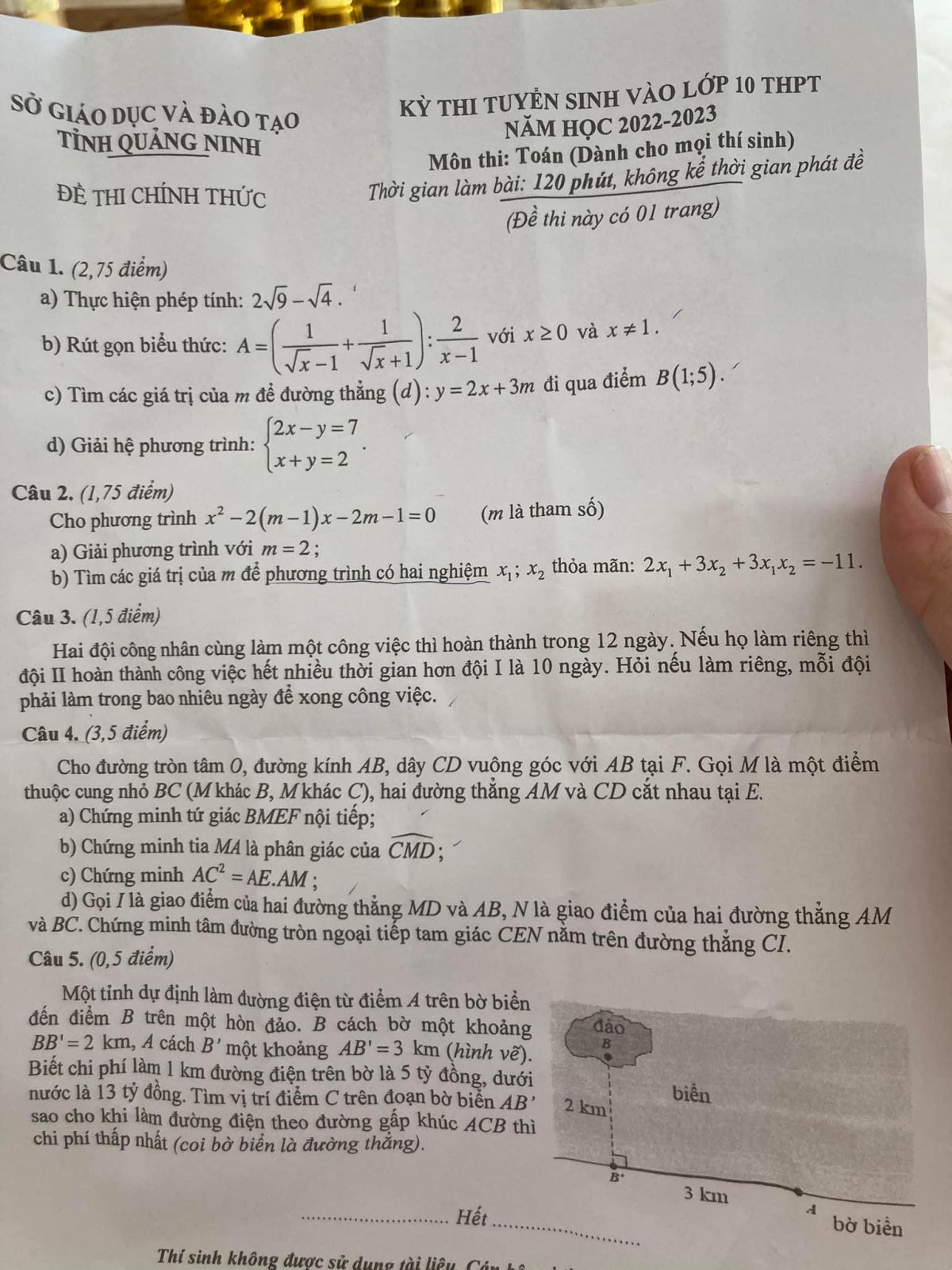 Đề thi tuyển sinh lớp 10 môn Toán Quảng Ninh 2022