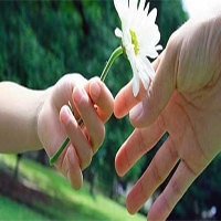 Nhân hậu có nghĩa là gì?