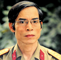 Tìm hiểu tác giả Đỗ Trung Lai