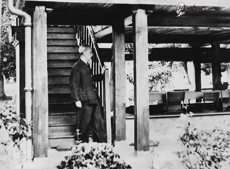 Mẫu chuyện hay về Bác