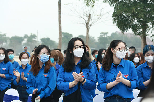 đoạn văn Nghị luận về trách nhiệm của thanh niên đối với đất nước