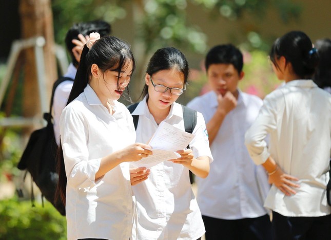 Chưa tăng học phí các cấp trong năm học 2022 - 2023