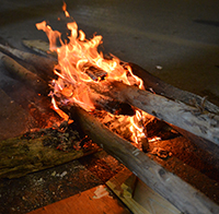 Đốt lửa đêm giao thừa có ý nghĩa gì?