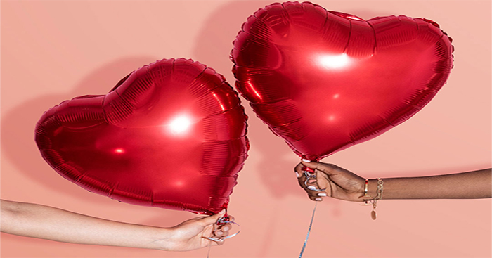 Valentine con gái có nên tặng quà?