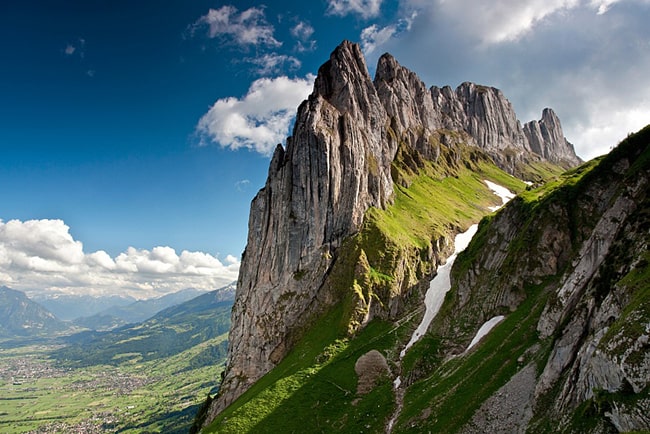 Suy nghĩ từ câu ca dao Công cha như núi thái sơn nghĩa mẹ như nước trong nguồn chảy ra