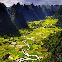 Địa hình nước ta hình thành và biến đổi do những nhân tố chủ yếu nào?