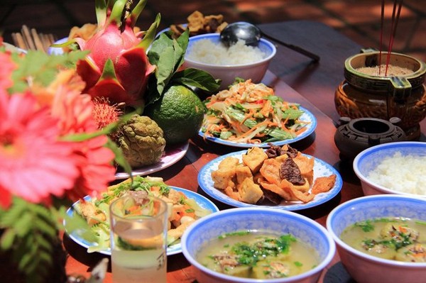 Cách sắm lễ vật cúng chung thiên ngoài trời