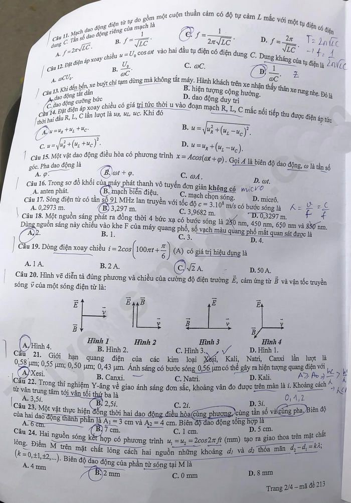 Đề thi thử tốt nghiệp THPT 2023 Hà Nội môn Vật lý - mã đề 213