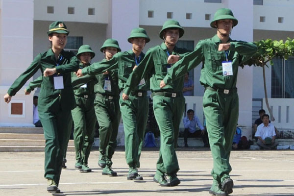 Quá trình nghiên cứu môn học giáo dục quốc phòng và an ninh cần phải nắm vững và vận dụng đúng đắn các quan điểm tiếp cận khoa học nào?