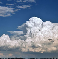 Ý nghĩa nhan đề Mây trắng còn bay