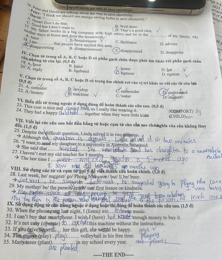 Đề thi vào lớp 10 môn Anh Quảng Bình 2023