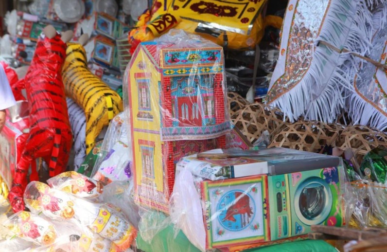 Vàng mã cúng Rằm tháng 7