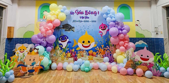 Trang trí sân khấu khai giảng mầm non