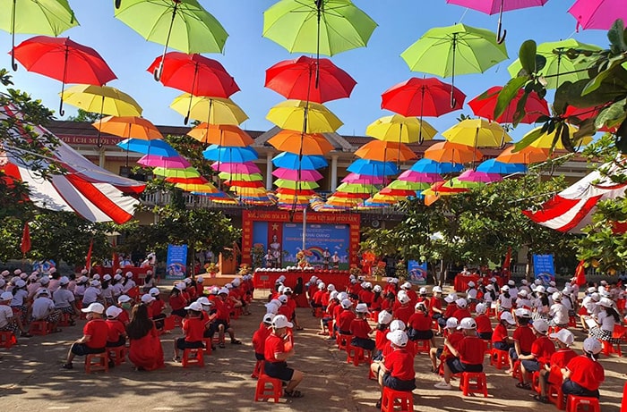 Trang trí lễ khai giảng trường tiểu học