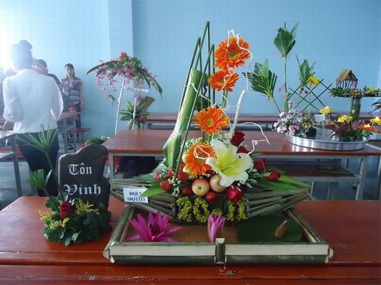 Bài thuyết trình cắm hoa 20/11 ý nghĩa nhất