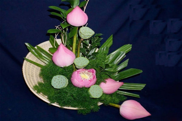 Bài thuyết trình cắm hoa 20/11 ý nghĩa nhất