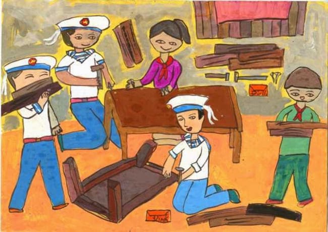 Vẽ tranh chủ đề chú bộ đội giúp em sửa bàn ghế