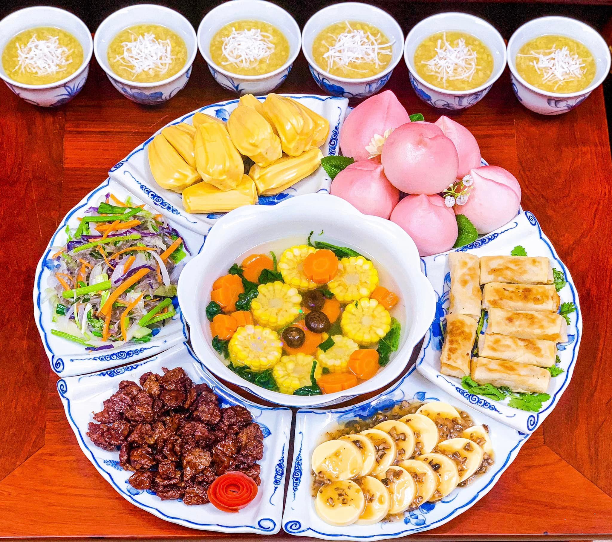 Mâm cúng tất niên miền Trung món chay