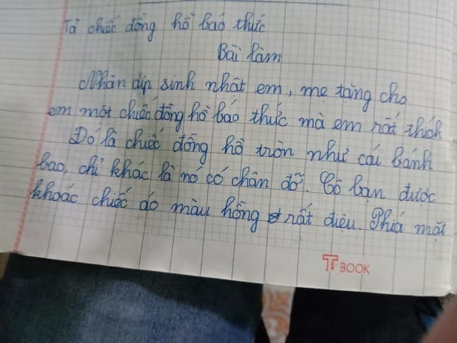 Viết một đoạn văn khoảng 5 câu tả hình dáng hoặc công dụng của một đồ vật gần gũi với em
