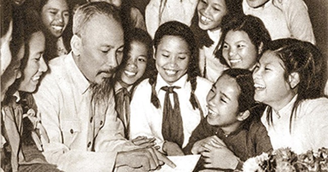 Ý nghĩa của việc học tập và làm theo tư tưởng, đạo đức, phong cách Hồ Chí Minh