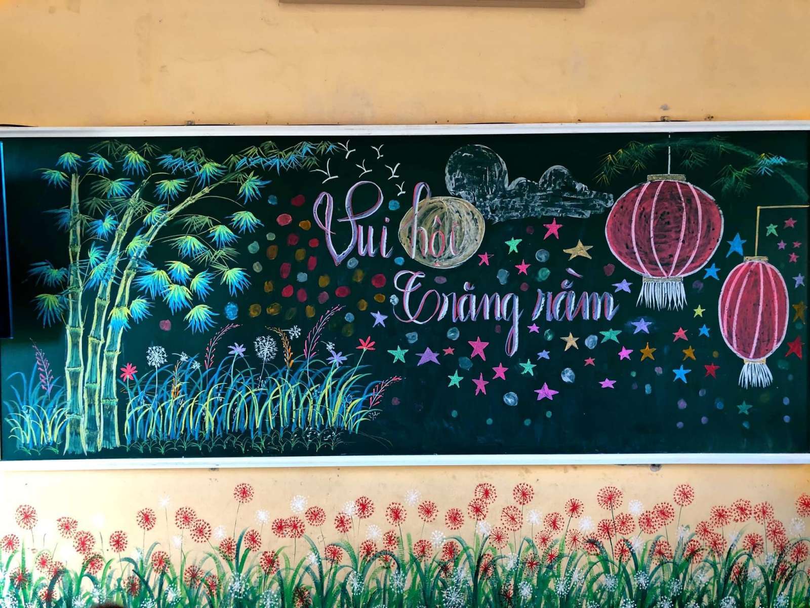 Mẫu trang trí bảng đẹp Tết Trung thu