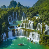 Viết đoạn văn 3-5 câu tả cảnh thiên nhiên, có ít nhất 2 từ chỉ màu xanh