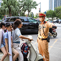 Thưởng cho người báo tin vi phạm giao thông đến 5 triệu đồng từ 1/1/2025