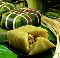 Đoạn văn thể hiện tình cảm, cảm xúc về hoạt động gói bánh chưng hoặc bánh tét ngày Tết