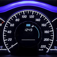 PowerPoint Toán 5 Bài 61: Thực hành tính toán và ước lượng về vận tốc, quãng đường, thời gian trong chuyển động đều