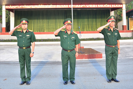 Cách chào cờ trong quân đội