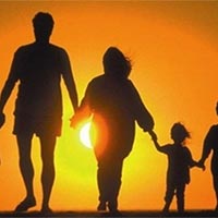 PowerPoint Hoạt động trải nghiệm 7 Chủ đề 4: Chia sẻ trách nhiệm trong gia đình