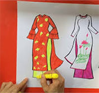 Giáo án mầm non: Làm áo từ giấy màu