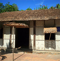 PowerPoint Ngữ Văn 11 Bài 9: Ngôi nhà tranh của cụ Phan Bội Châu ở Bến Ngự