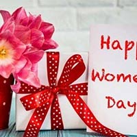 PowerPoint Hoạt động trải nghiệm 2 Tuần 24 Chủ đề 7: Yêu thương gia đình, quý trọng phụ nữ