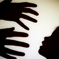 PowerPoint Đạo đức 5 Bài 9: Em nhận biết biểu hiện xâm hại